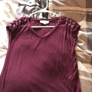 Maroon laced shoulder v neck
